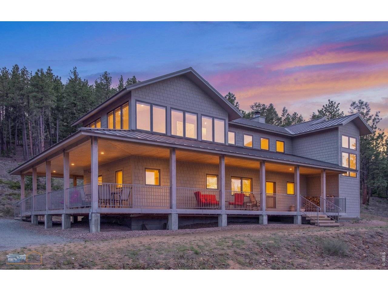 942 Spruce, Lyons, CO 80540