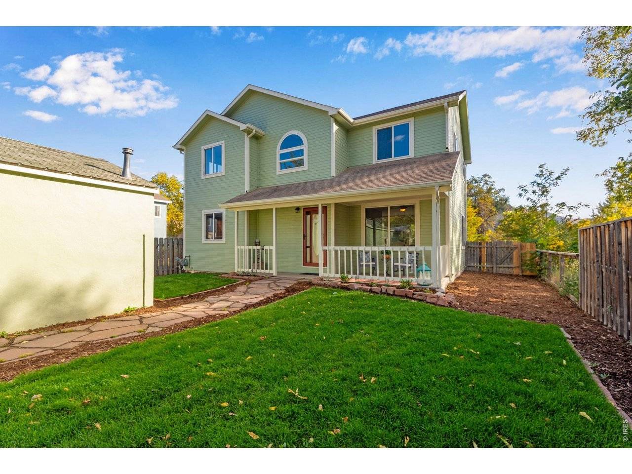217 Park, Lyons, CO 80540