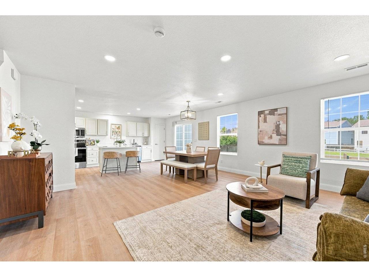 7945 S Kittredge, Englewood, CO 80112