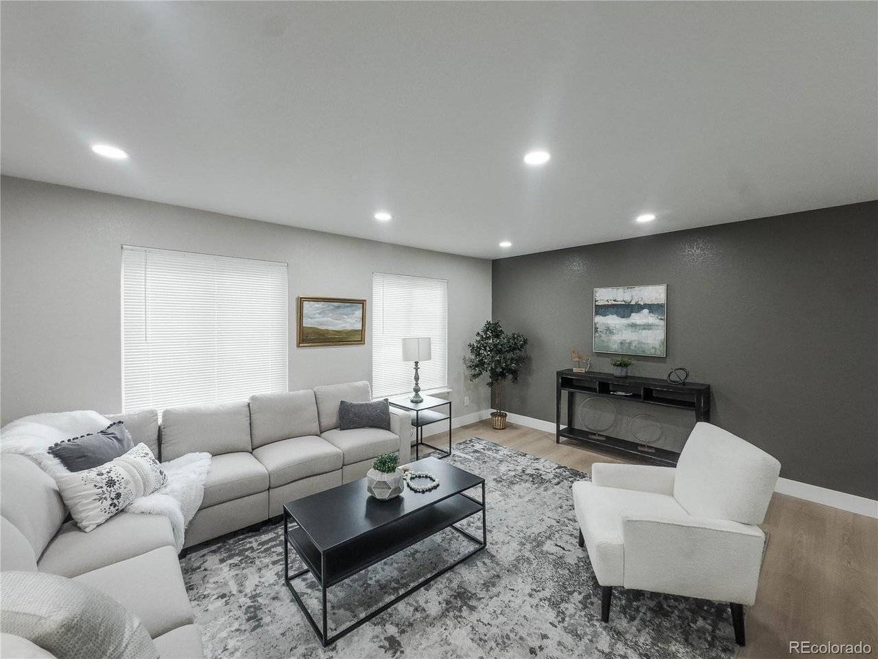 6895 S Ulster, Englewood, CO 80112