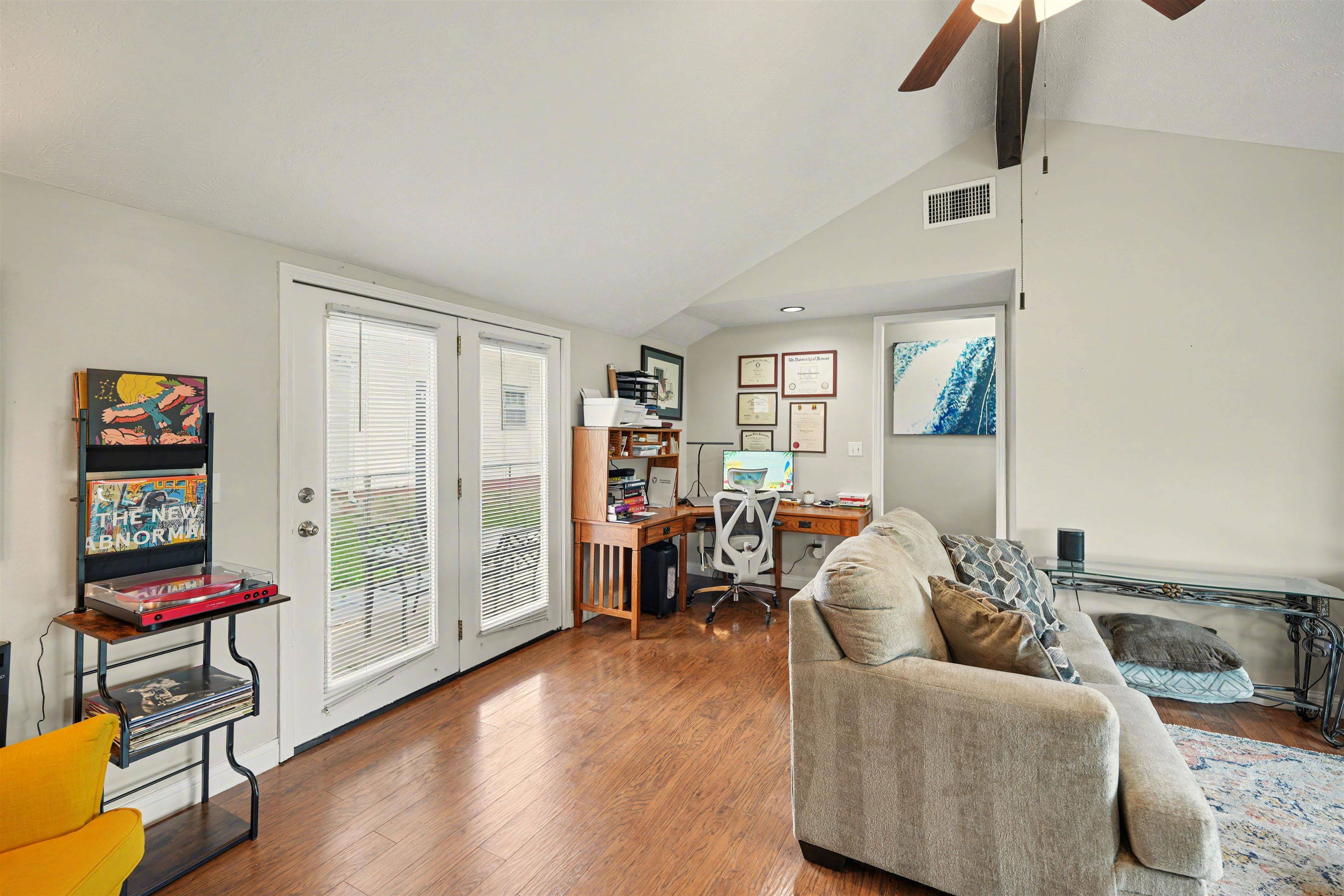600 W Republic, Salina, KS 67401