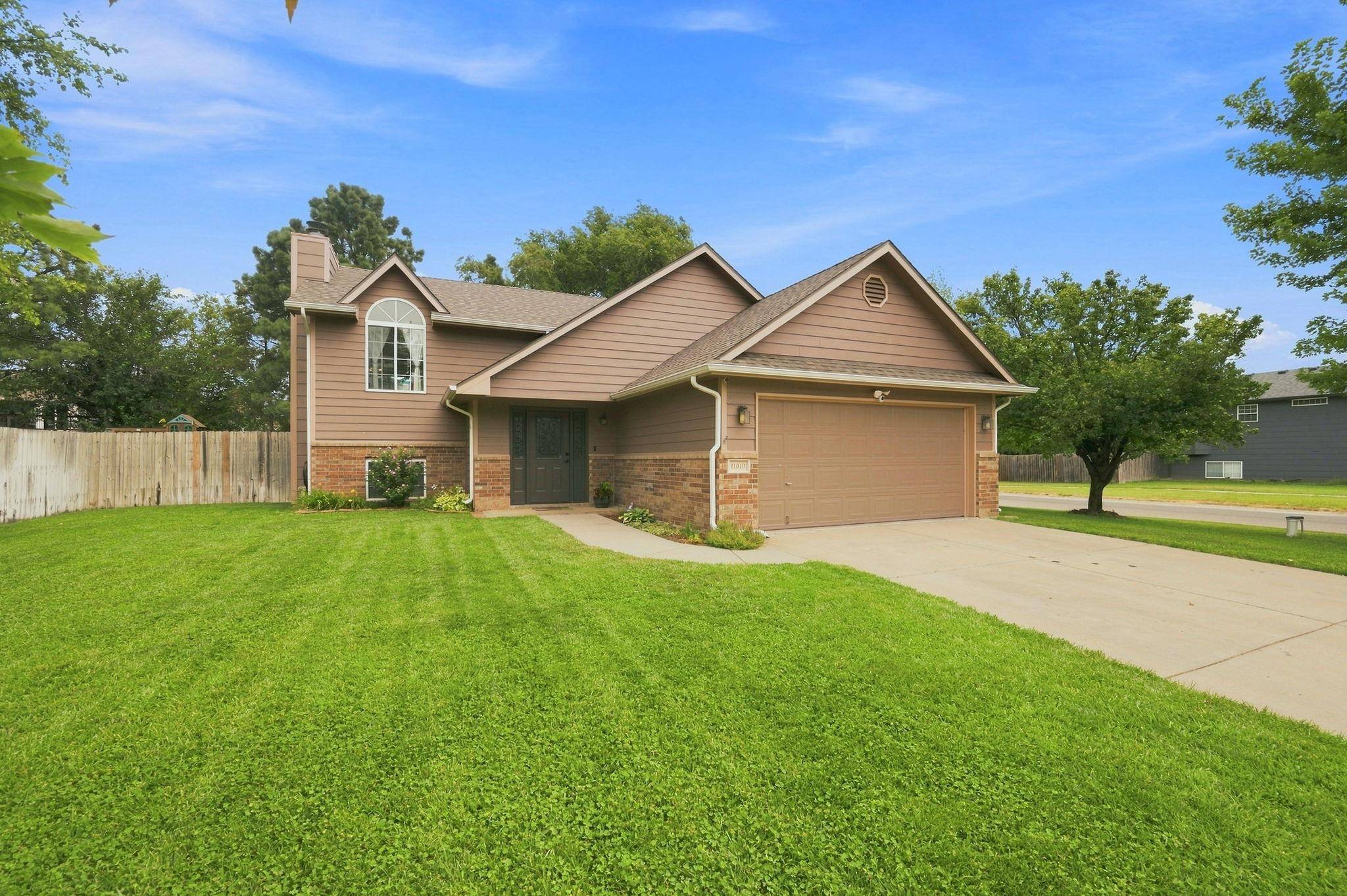 11010 W Ryan St, Wichita, KS 67205