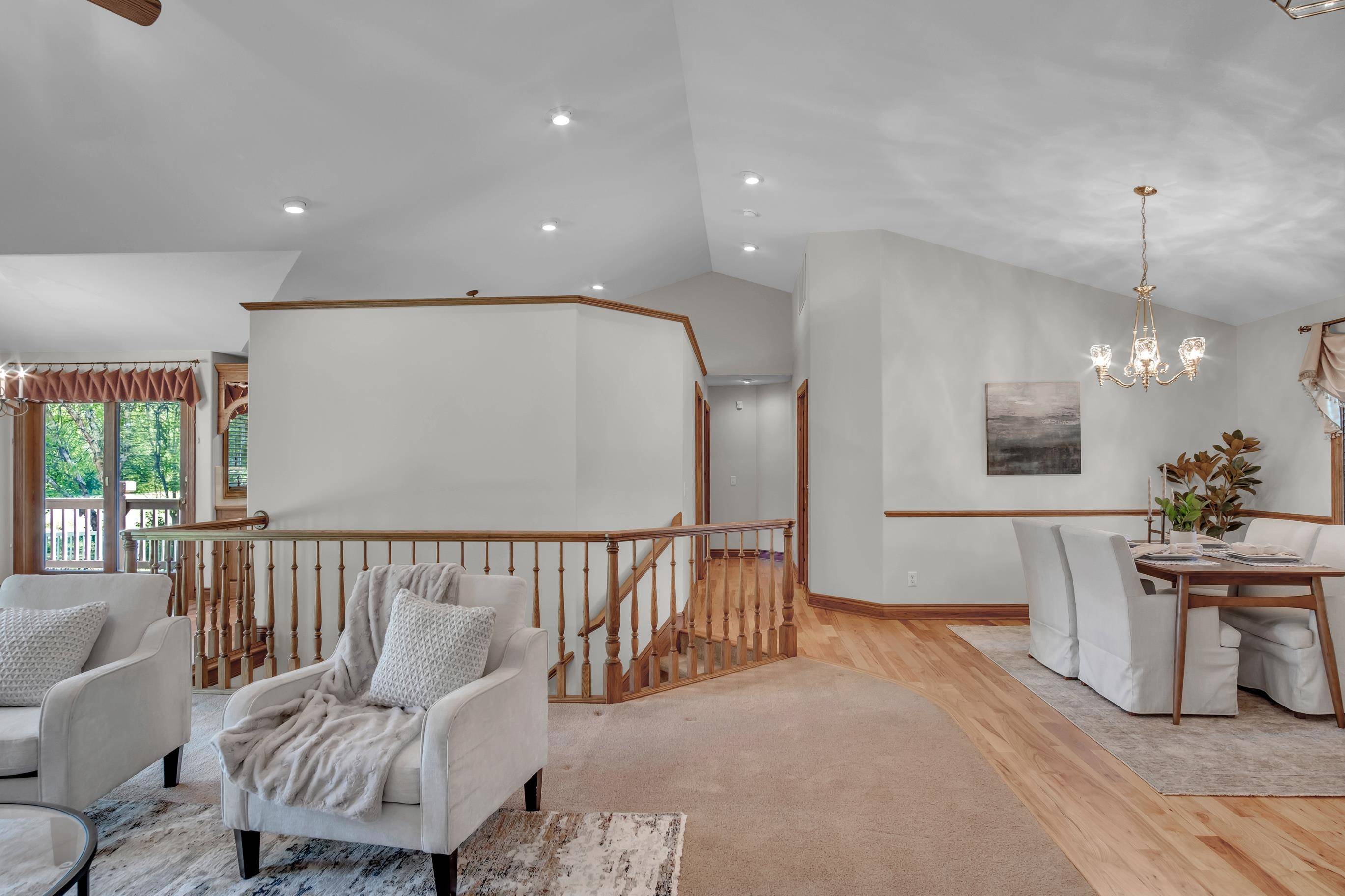 302 Lakewood Dr, North Newton, KS 67117