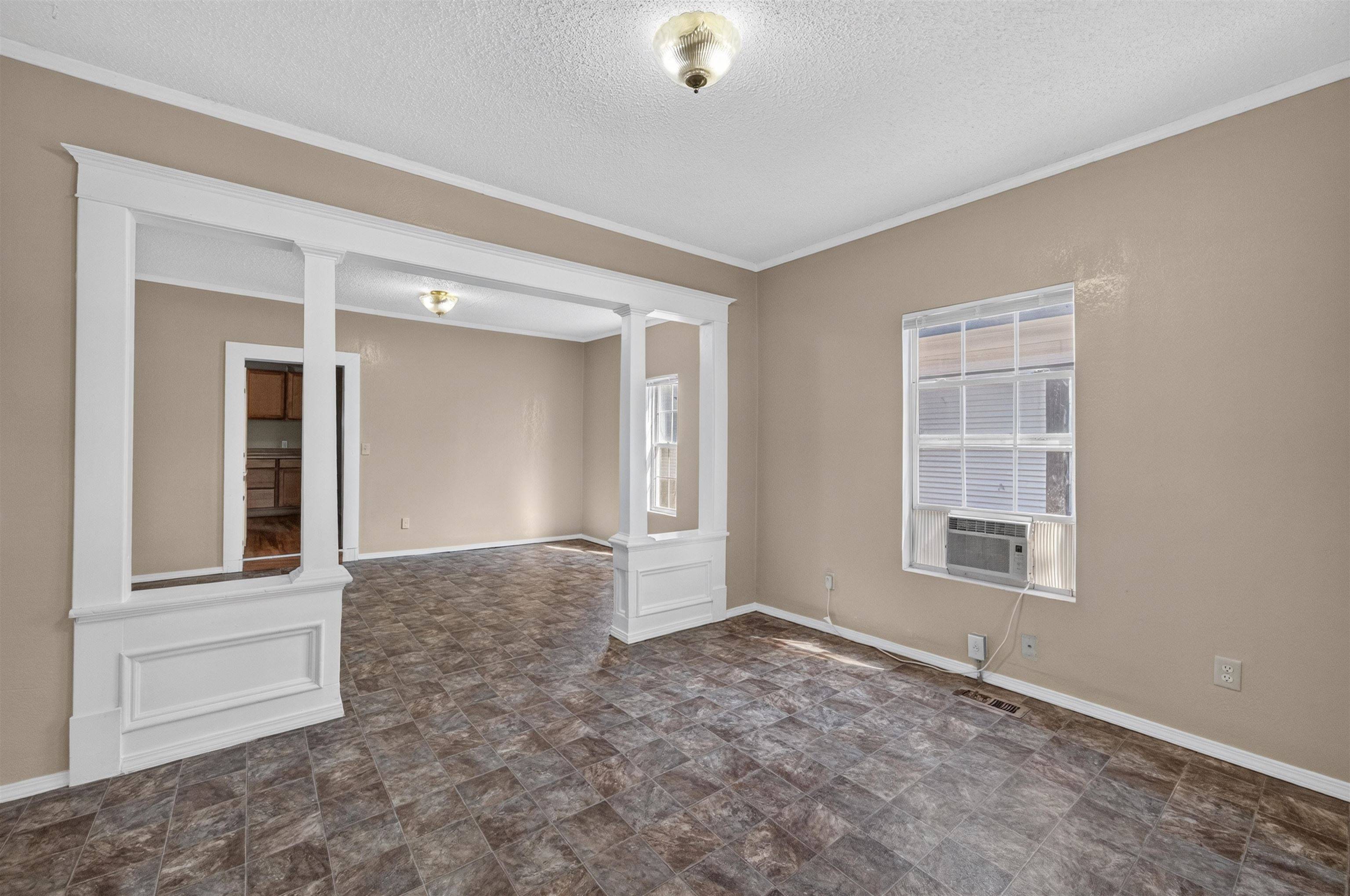 1604 N Topeka, Wichita, KS 67214