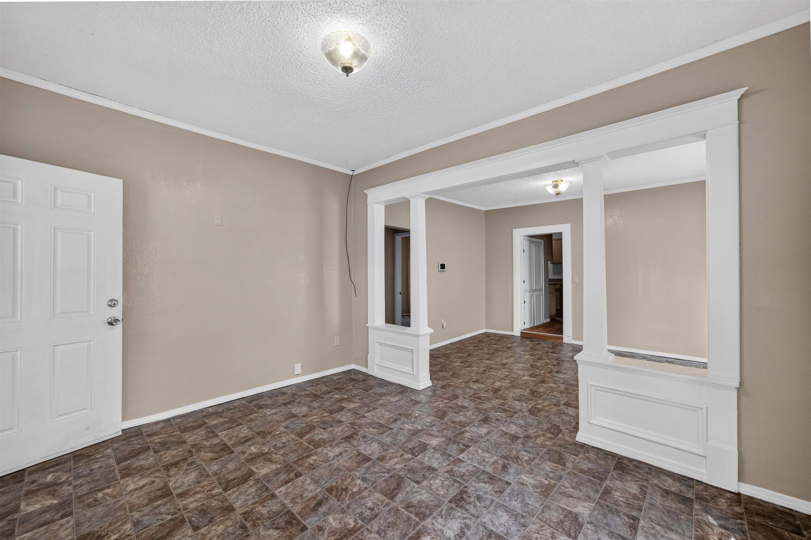 1604 N Topeka, Wichita, KS 67214