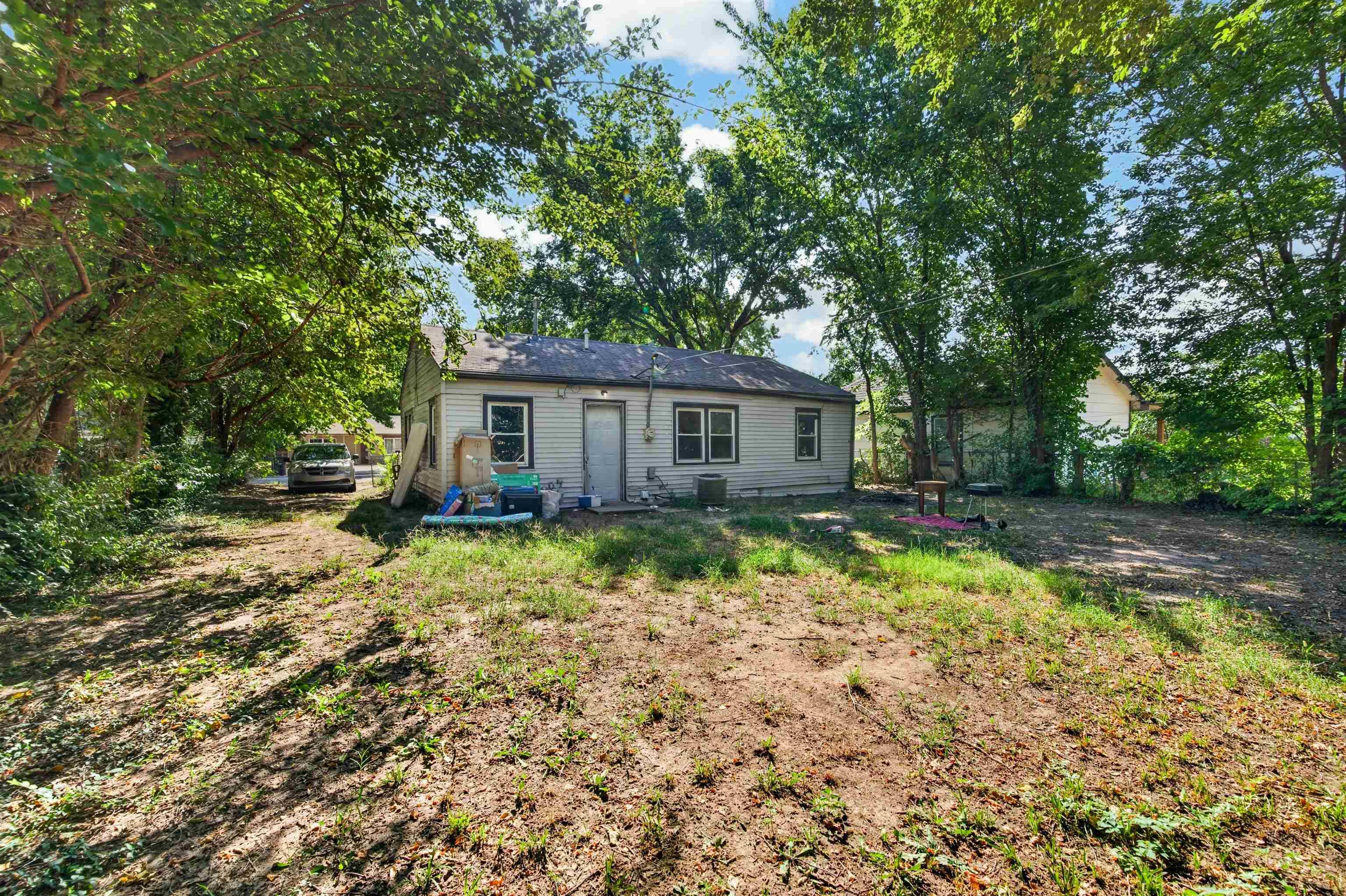 4601 S Brookhaven St, Wichita, KS 67216