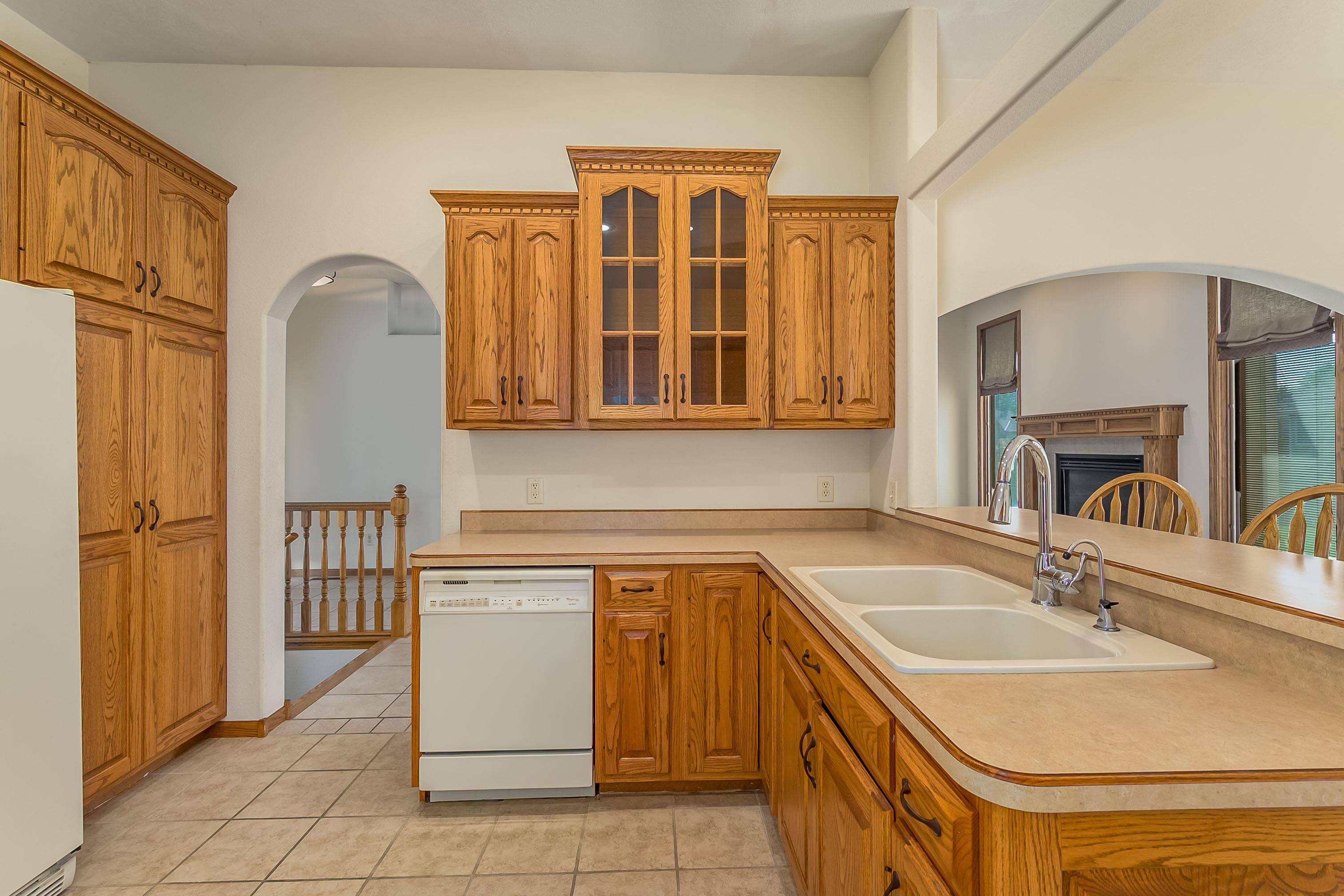 4009 Vicksburg Street, Hutchinson, KS 67502