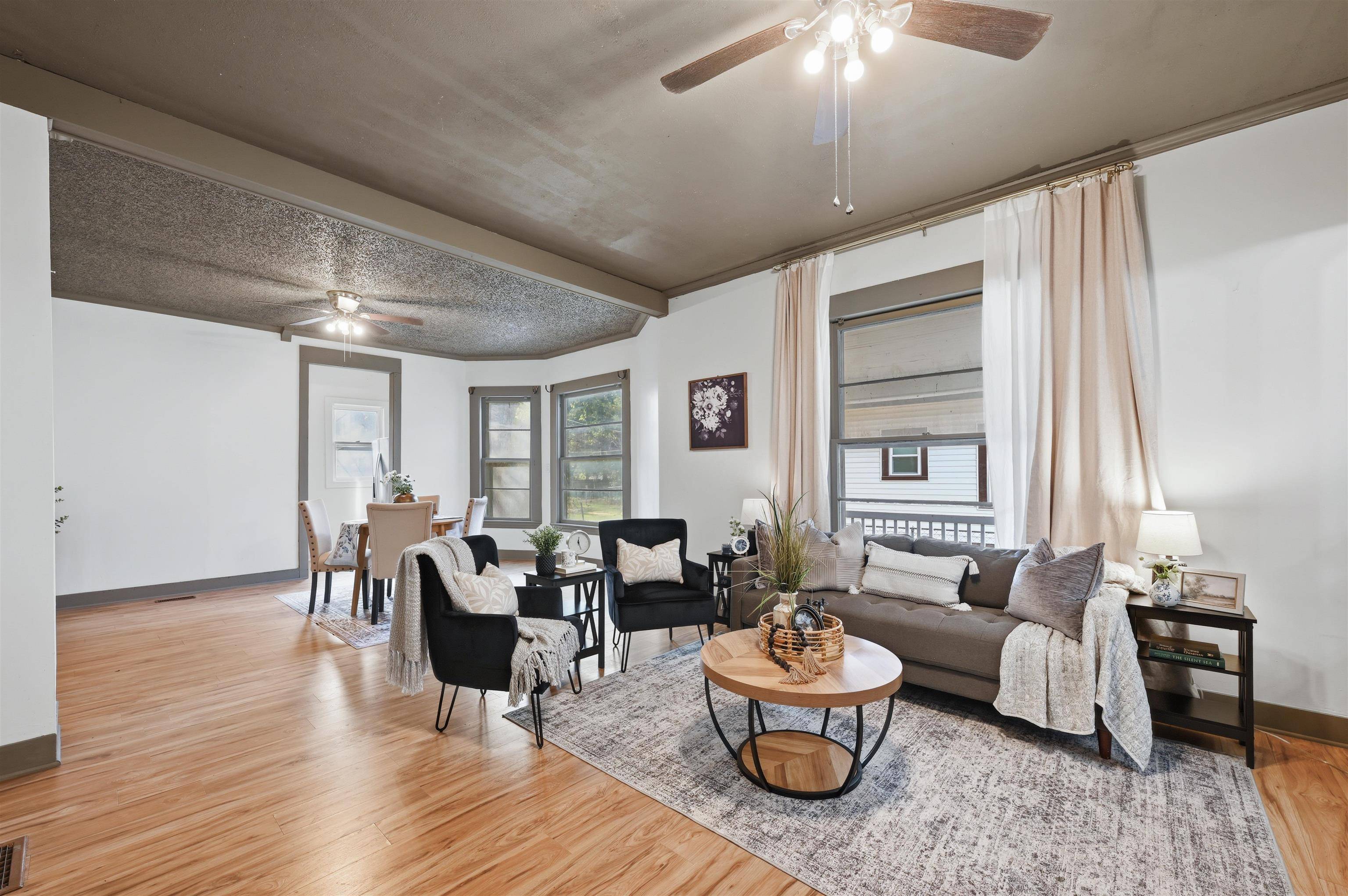 1628 N Waco, Wichita, KS 67203