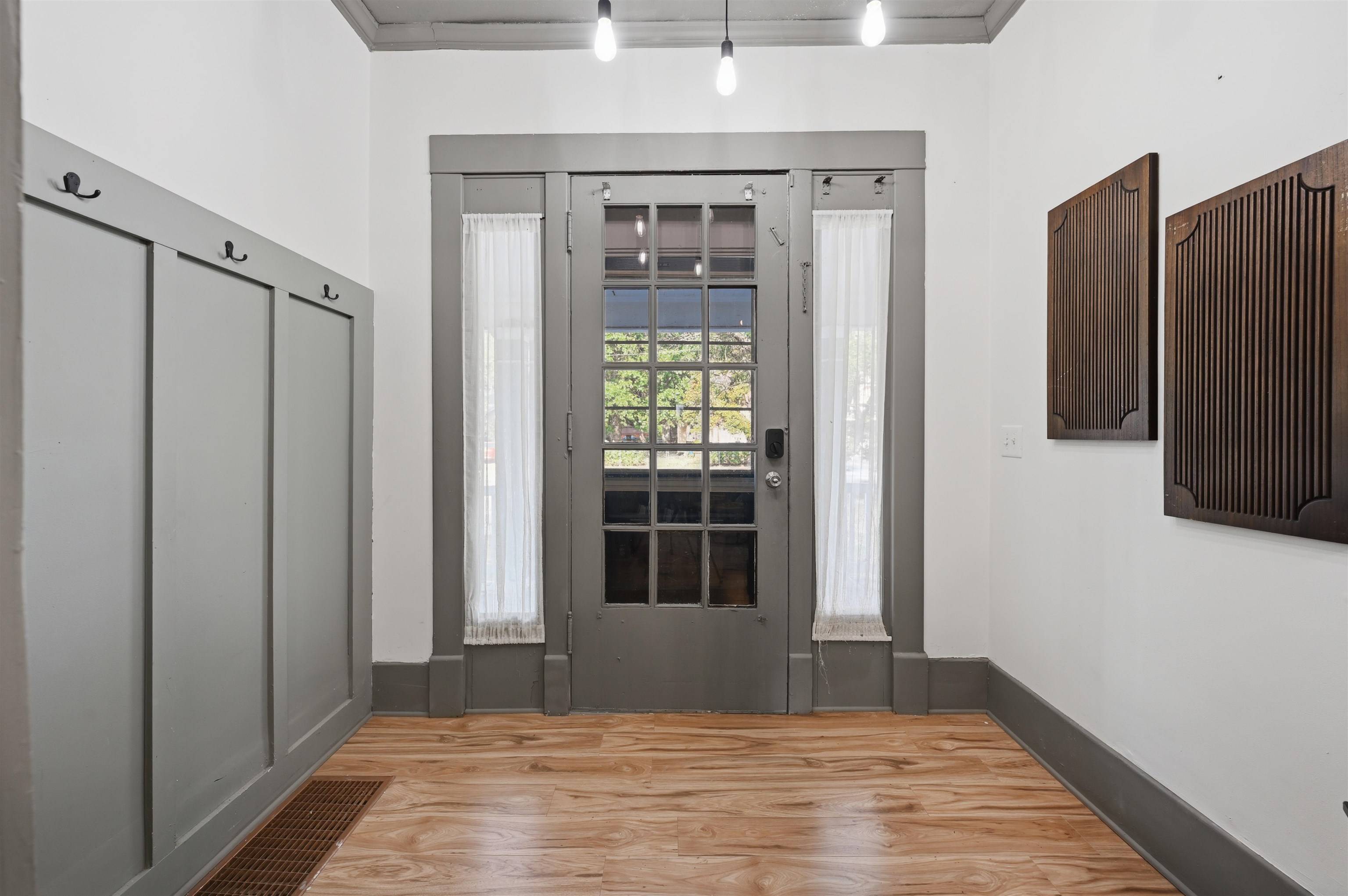 1628 N Waco, Wichita, KS 67203