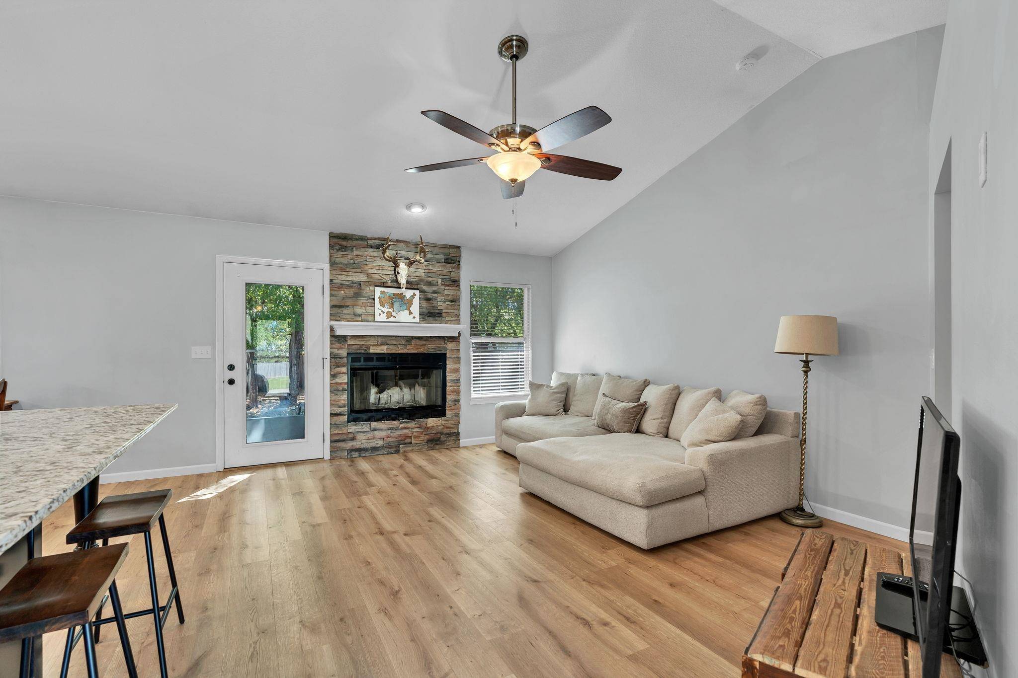 614 Havenwood, Andover, KS 67002