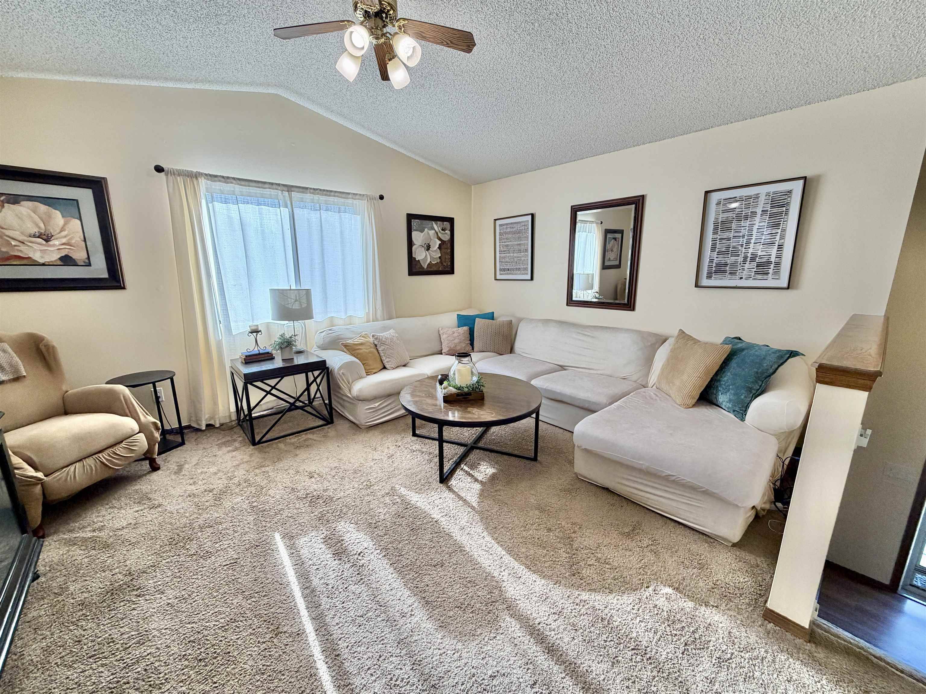 336 W Tomahawk, Kechi, KS 67067