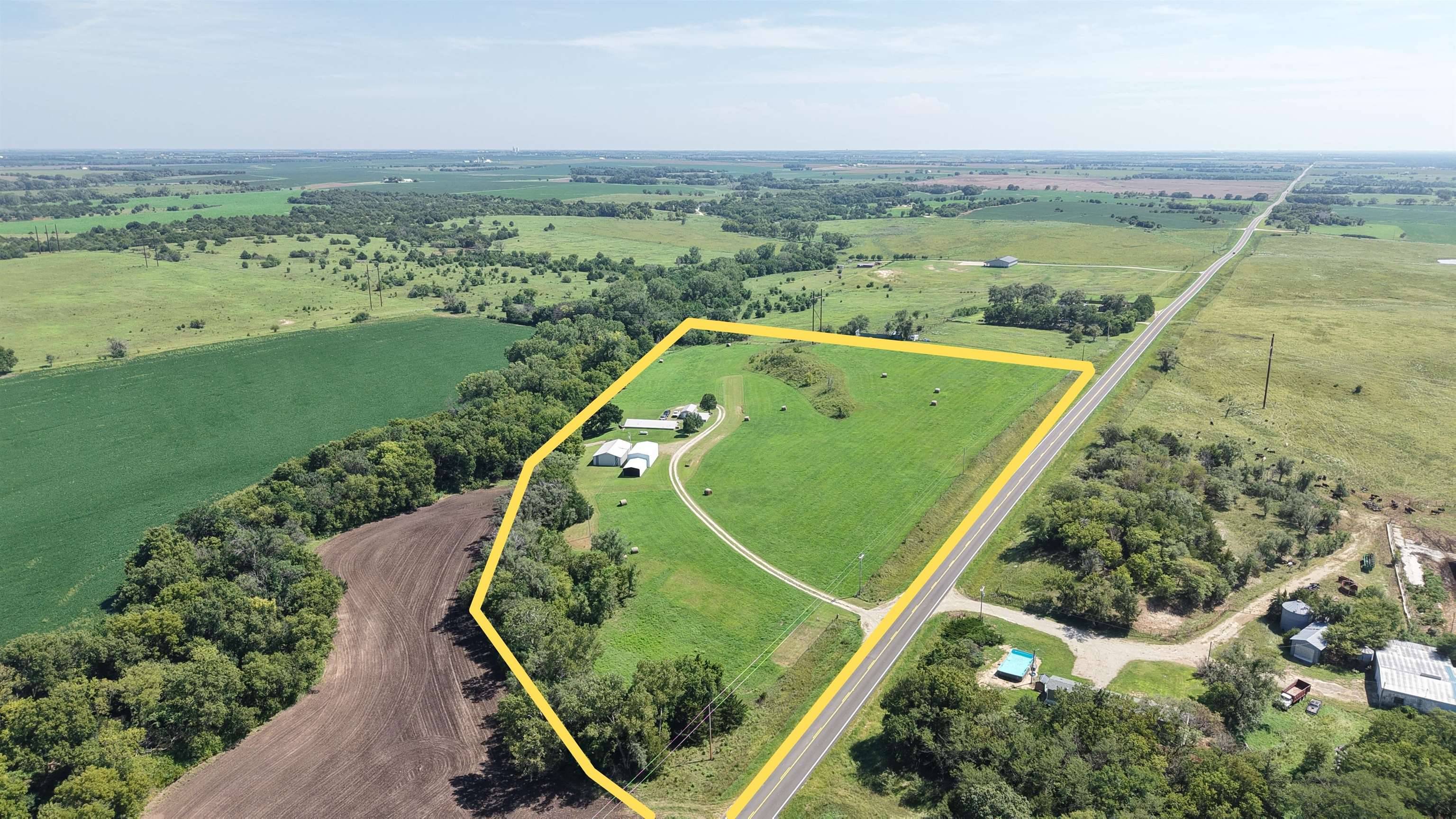 1766 Jeep Road, Abilene, KS 67410