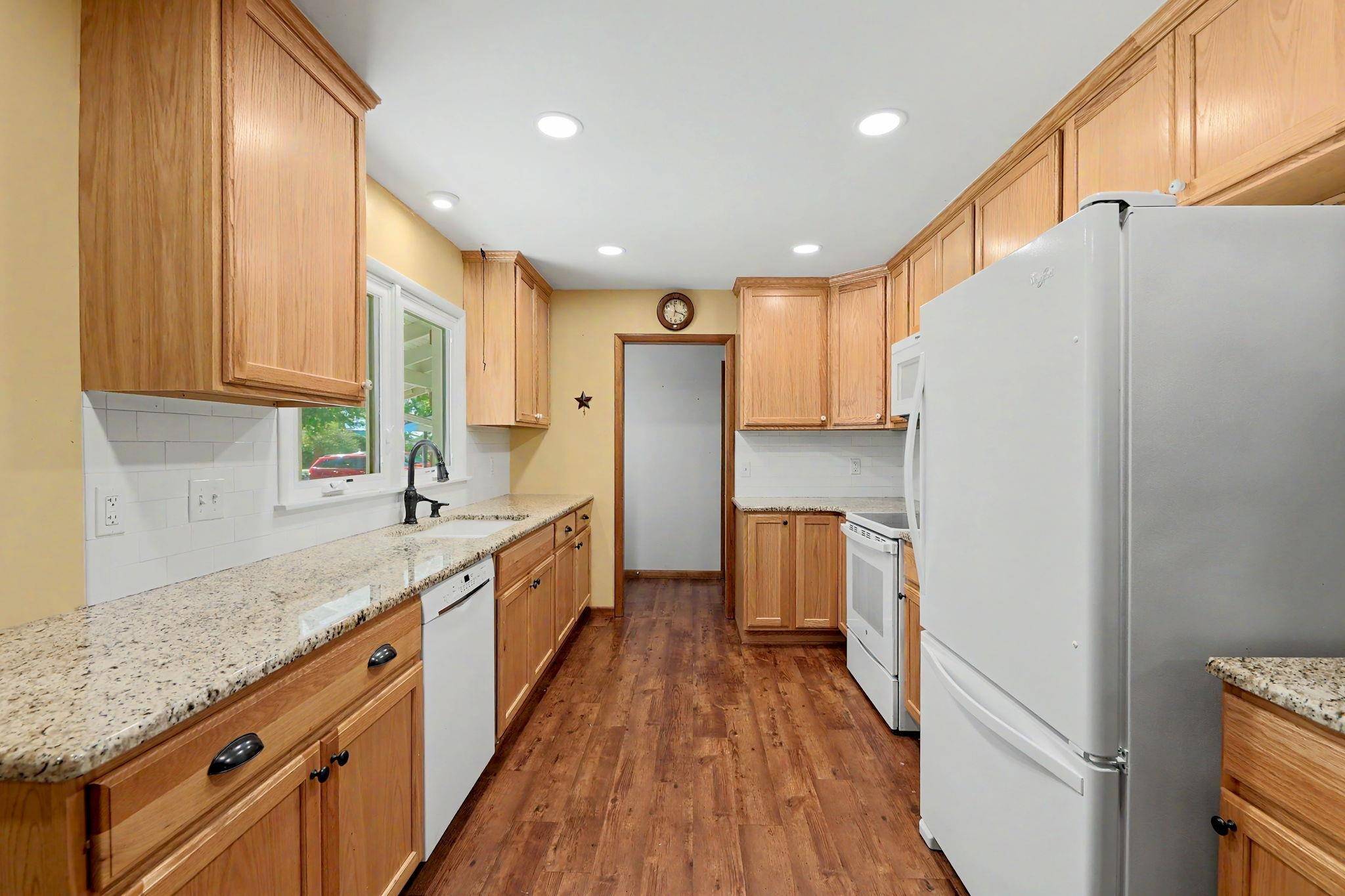713 N Farmington Dr., Derby, KS 67037