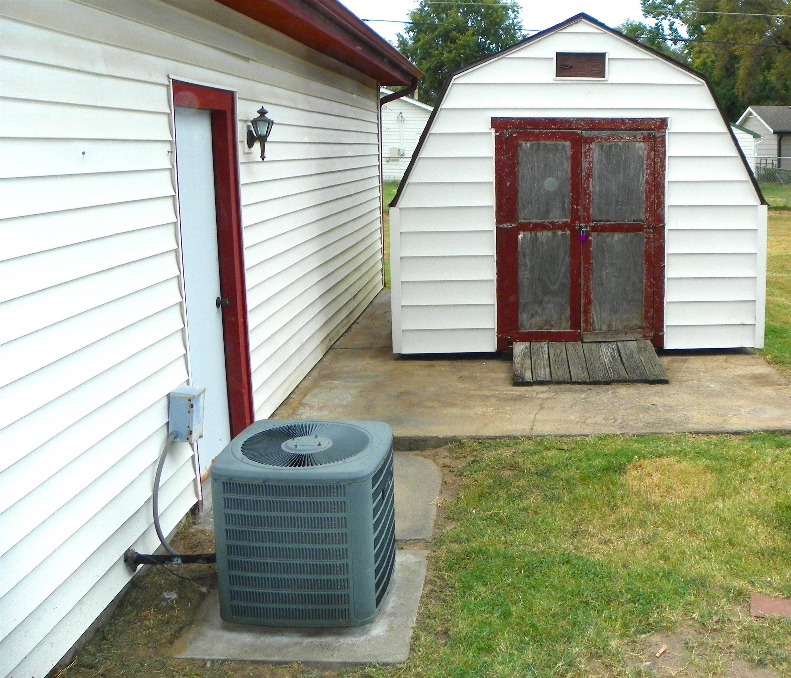 5320 S Seneca St., Wichita, KS 67217-5102