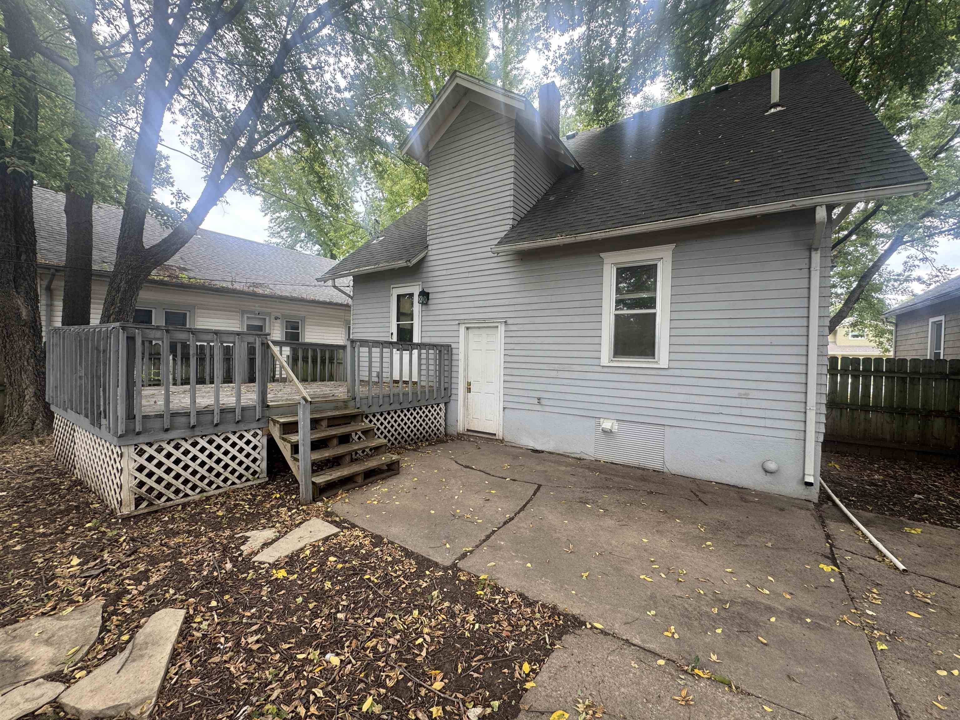 710 E 9th, Winfield, KS 67156