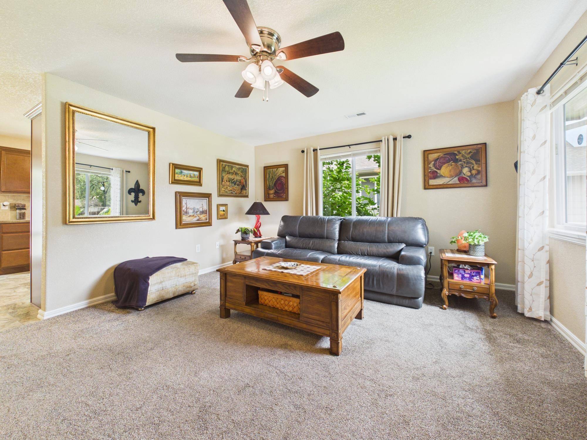 1105 N Ada St, Augusta, KS 67010