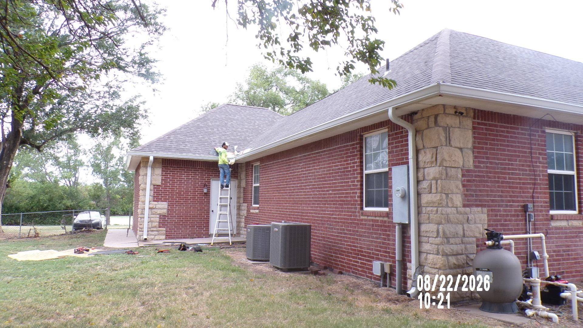 7530 N BROADWAY AVE, Park City, KS 67219-1128