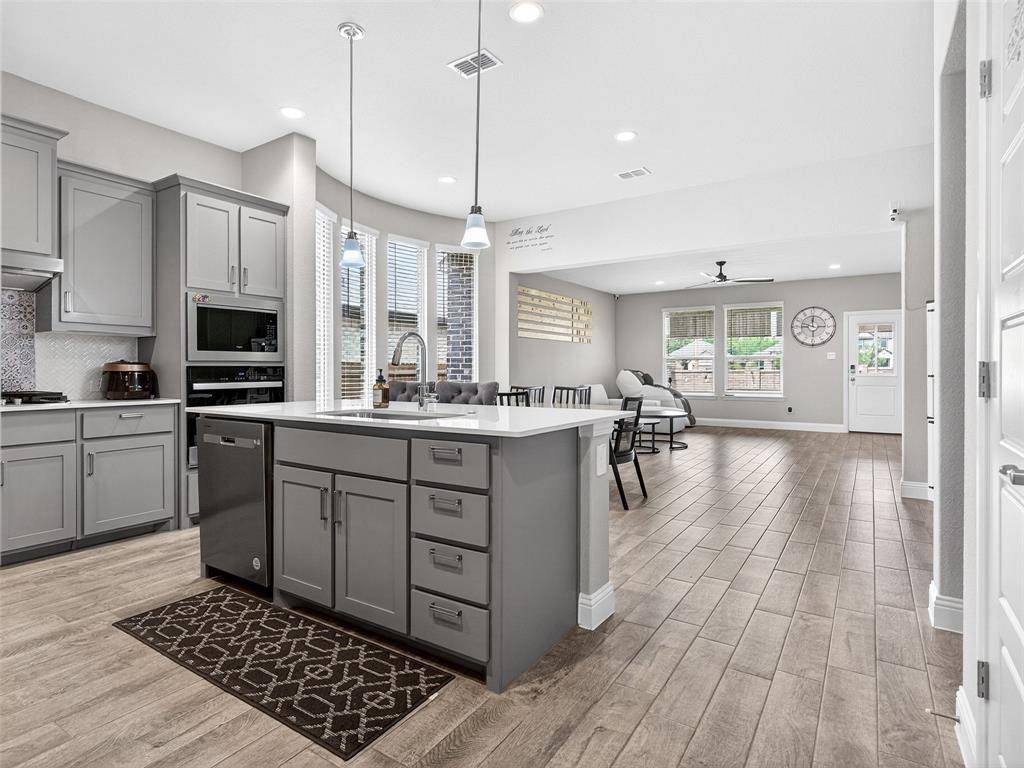 2504 Wren Lane, Denton, TX 76205
