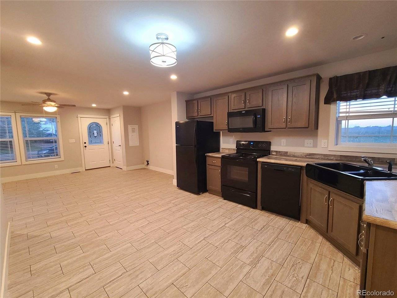 8 E 8th, Flagler, CO 80815