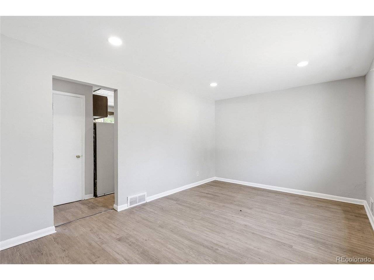 1685 Chester, Aurora, CO 80010