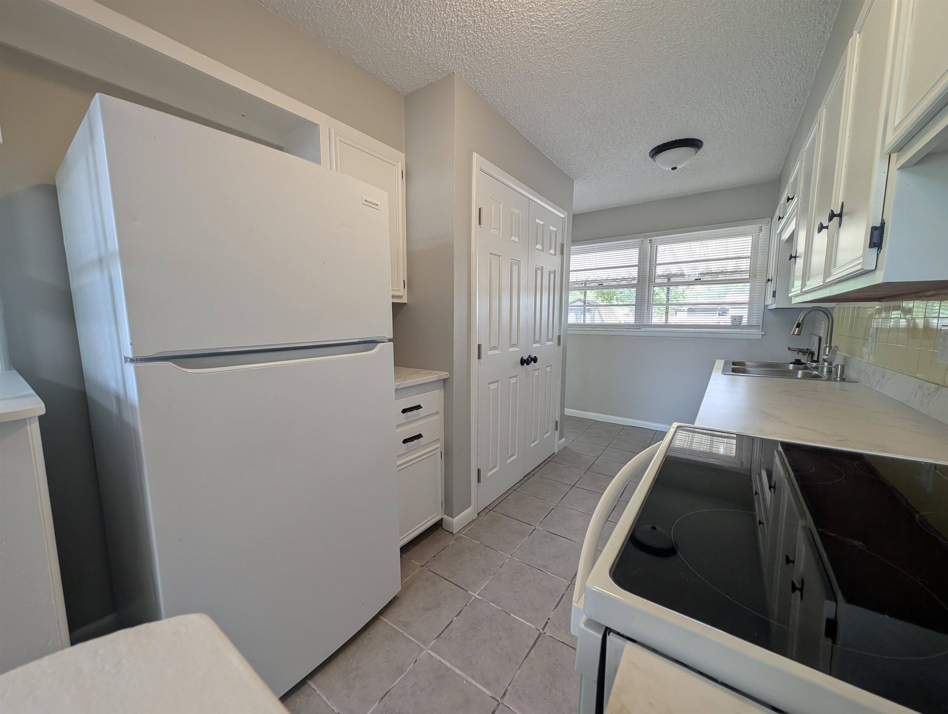 3350 S Hiram St, Wichita, KS 67217
