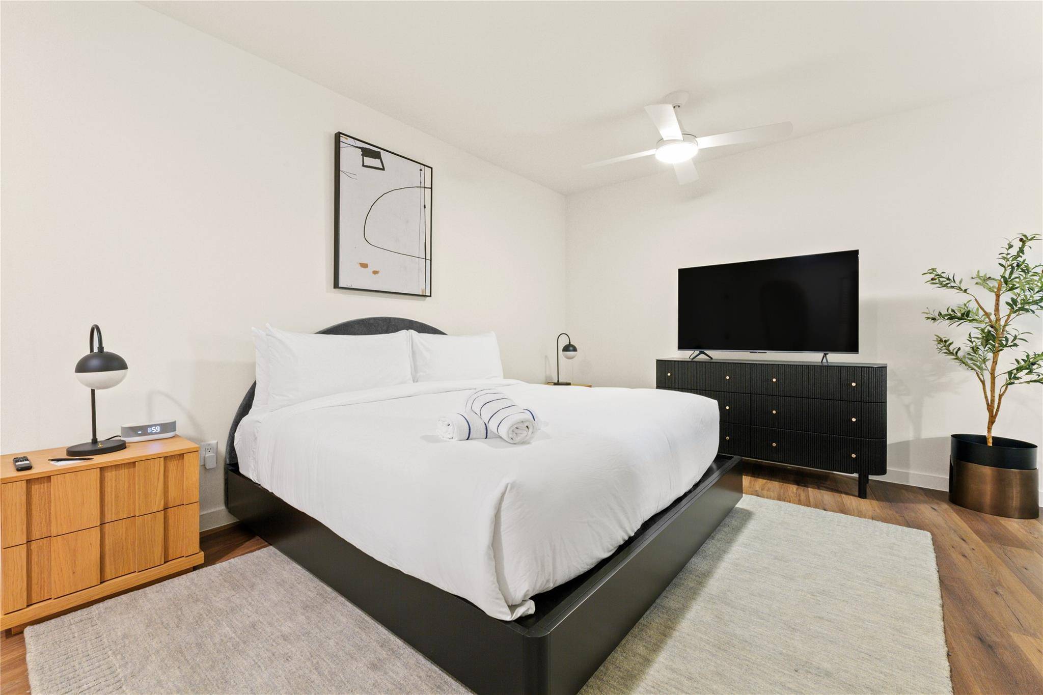 2323 S Lamar BLVD #206, Austin, TX 78704