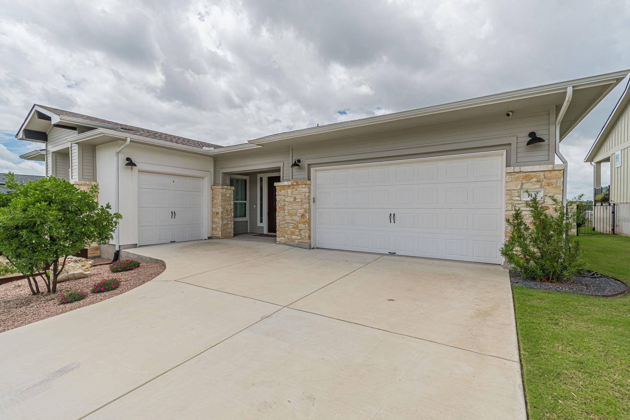 113 Waving Muhly DR, San Marcos, TX 78666