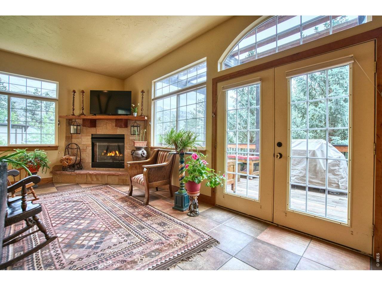 57 Falls Creek, Bellvue, CO 80512