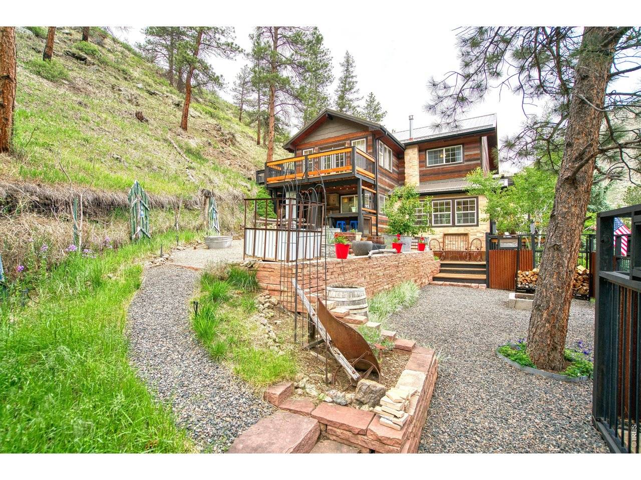 57 Falls Creek, Bellvue, CO 80512