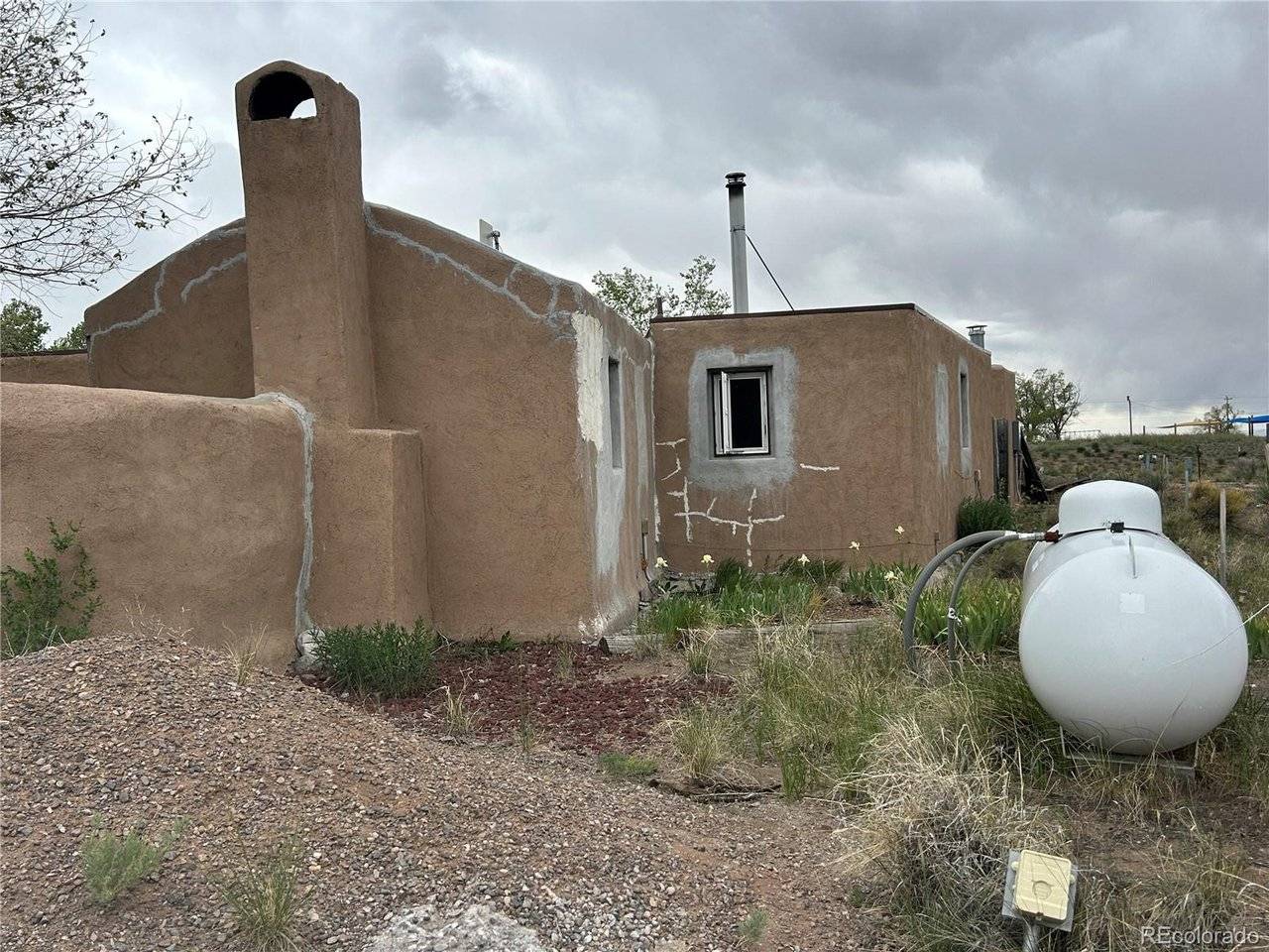 321 Palisade, Crestone, CO 81131