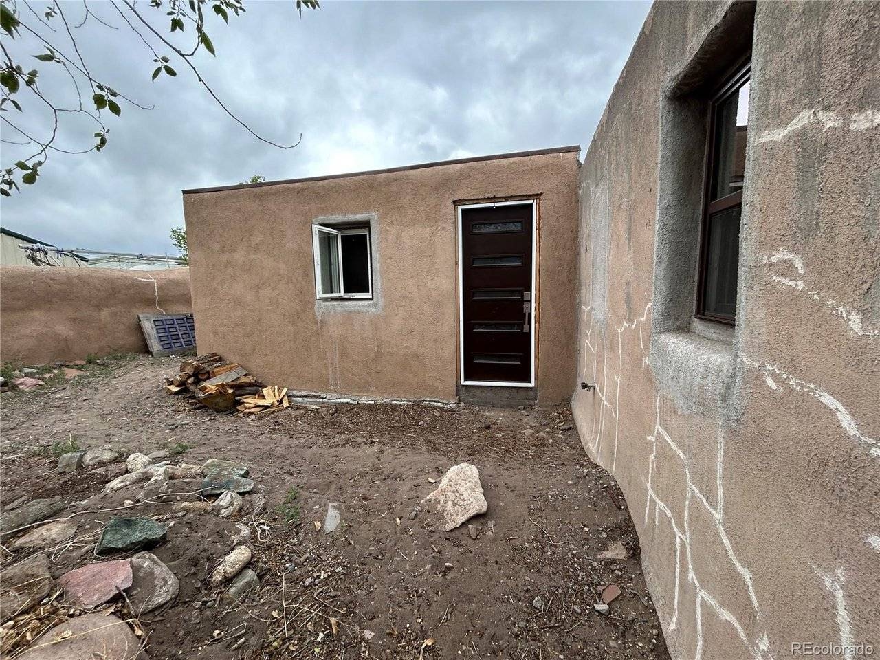321 Palisade, Crestone, CO 81131