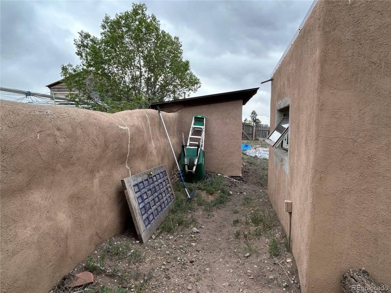 321 Palisade, Crestone, CO 81131