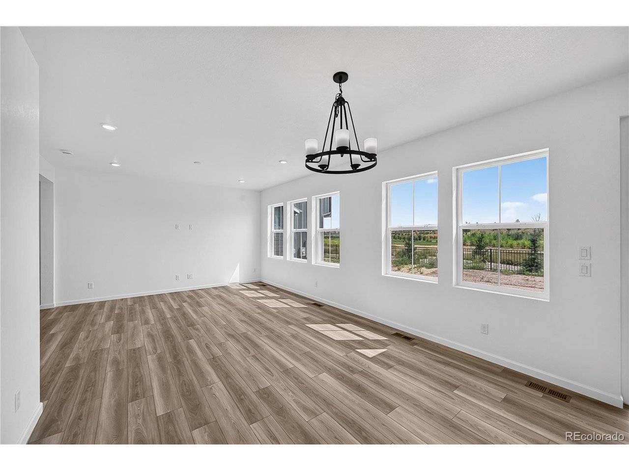 3330 N Denali, Aurora, CO 80019