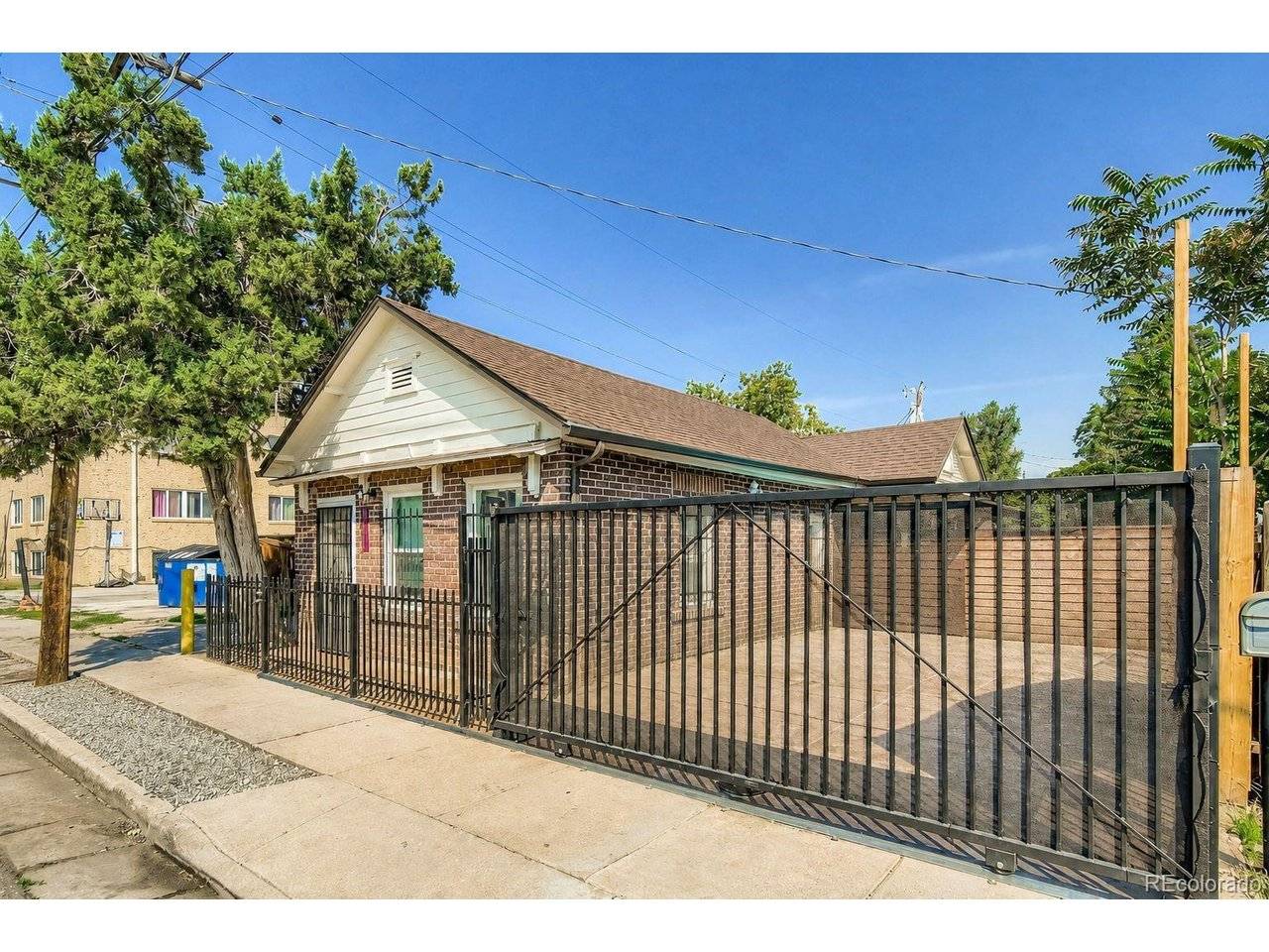 9541 E 16th, Aurora, CO 80010