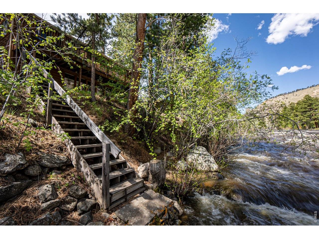 348 Crown Point, Bellvue, CO 80512