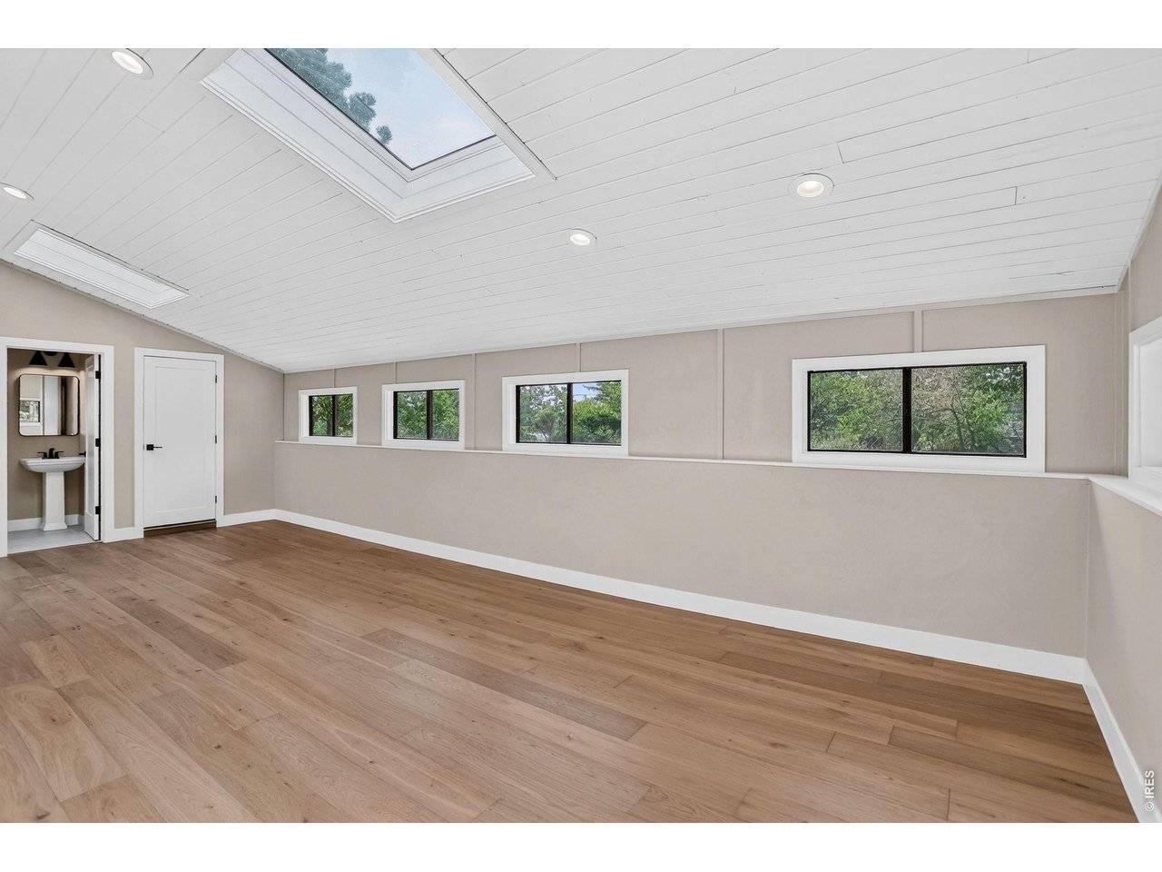 3310 Heidelberg, Boulder, CO 80305