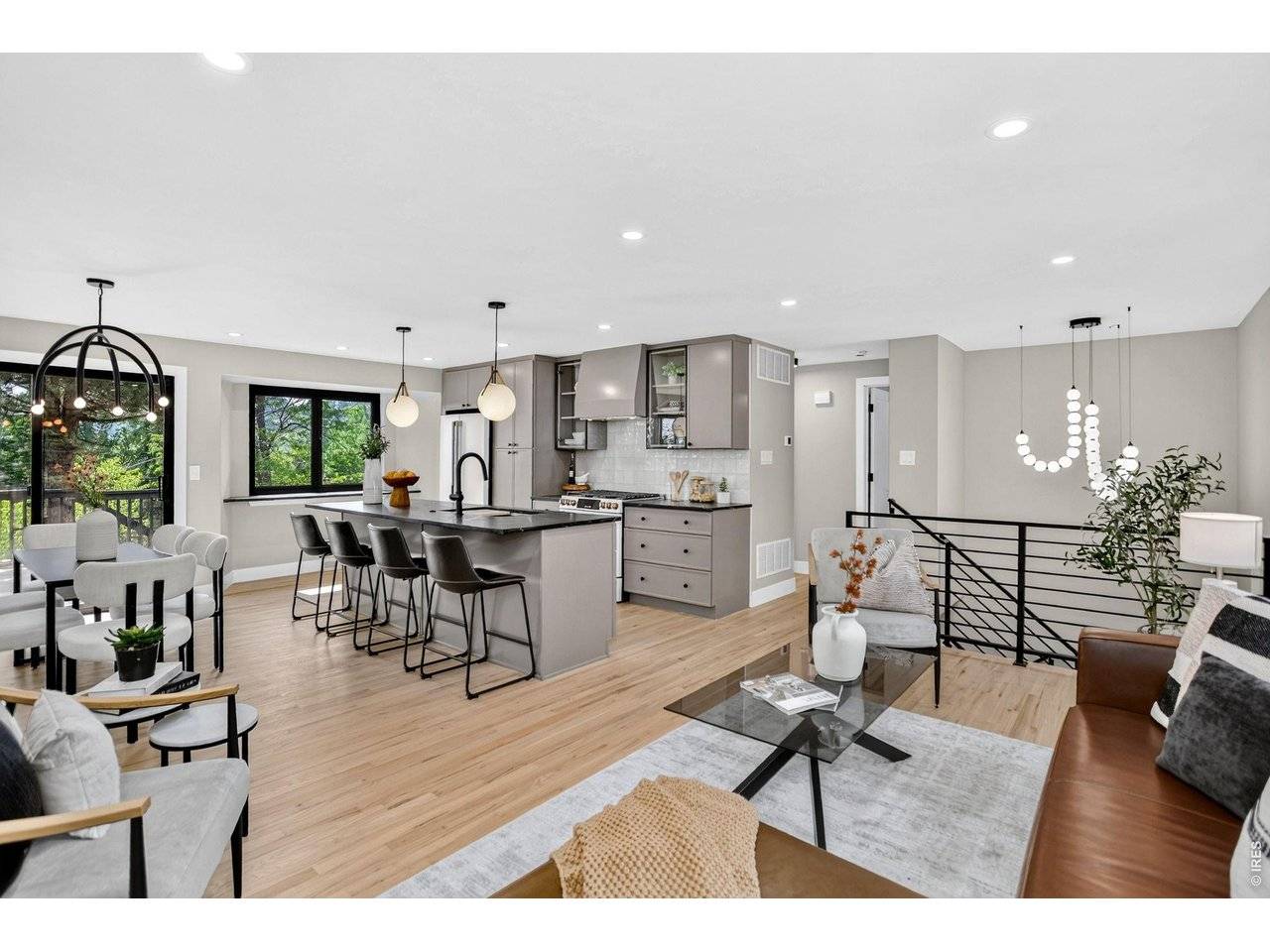 3310 Heidelberg, Boulder, CO 80305