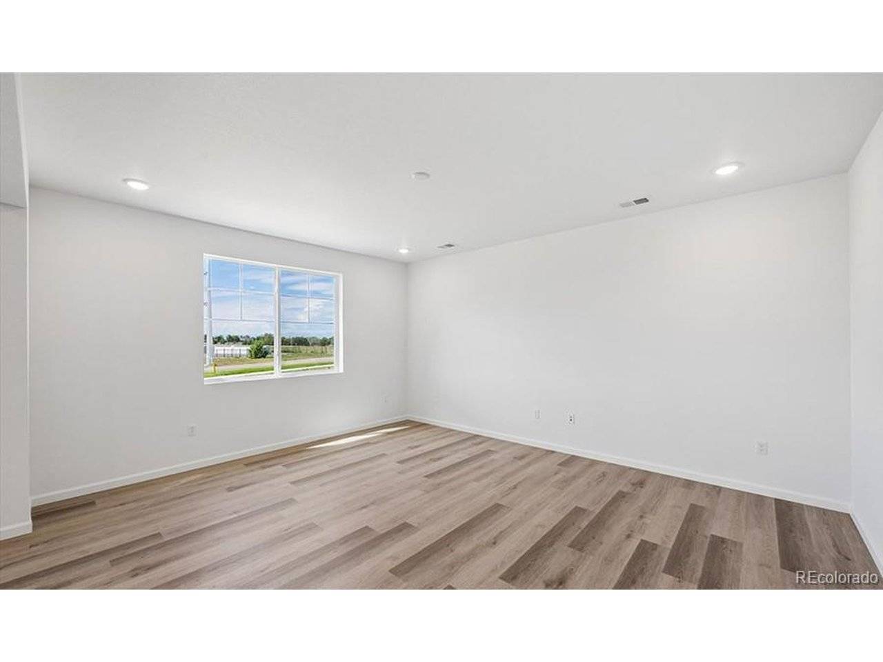 4168 Runyon Lake, Brighton, CO 80601