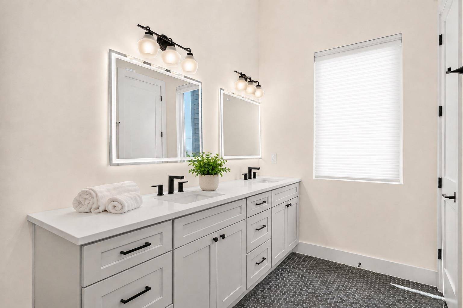 826 Morrow ST #3, Austin, TX 78757
