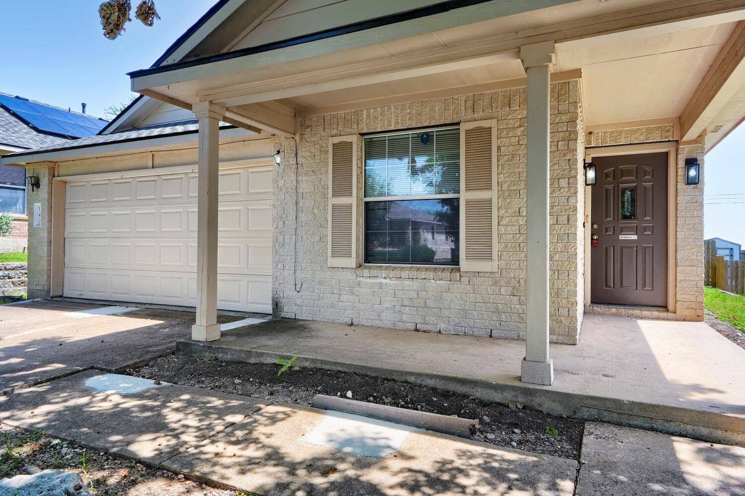 140 Plumbago CV, Buda, TX 78610