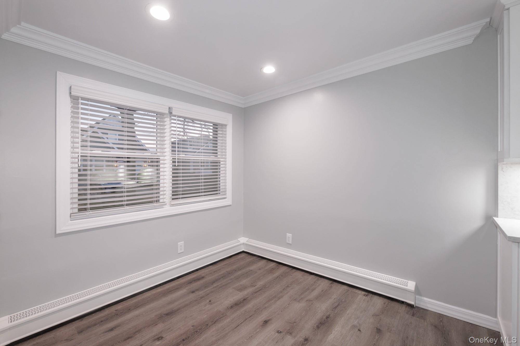 5 Merman PL #5, Babylon, NY 11702