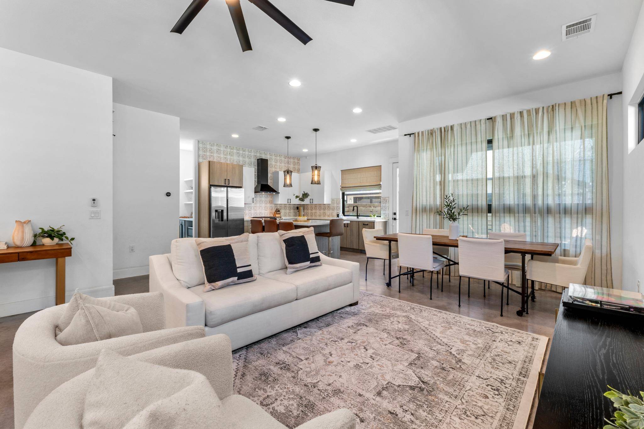 409 W 55th 1/2 ST #1, Austin, TX 78751