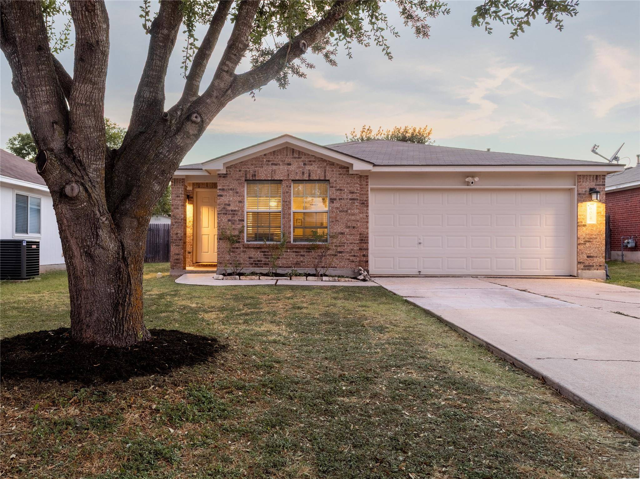604 S Pauley DR, Hutto, TX 78634