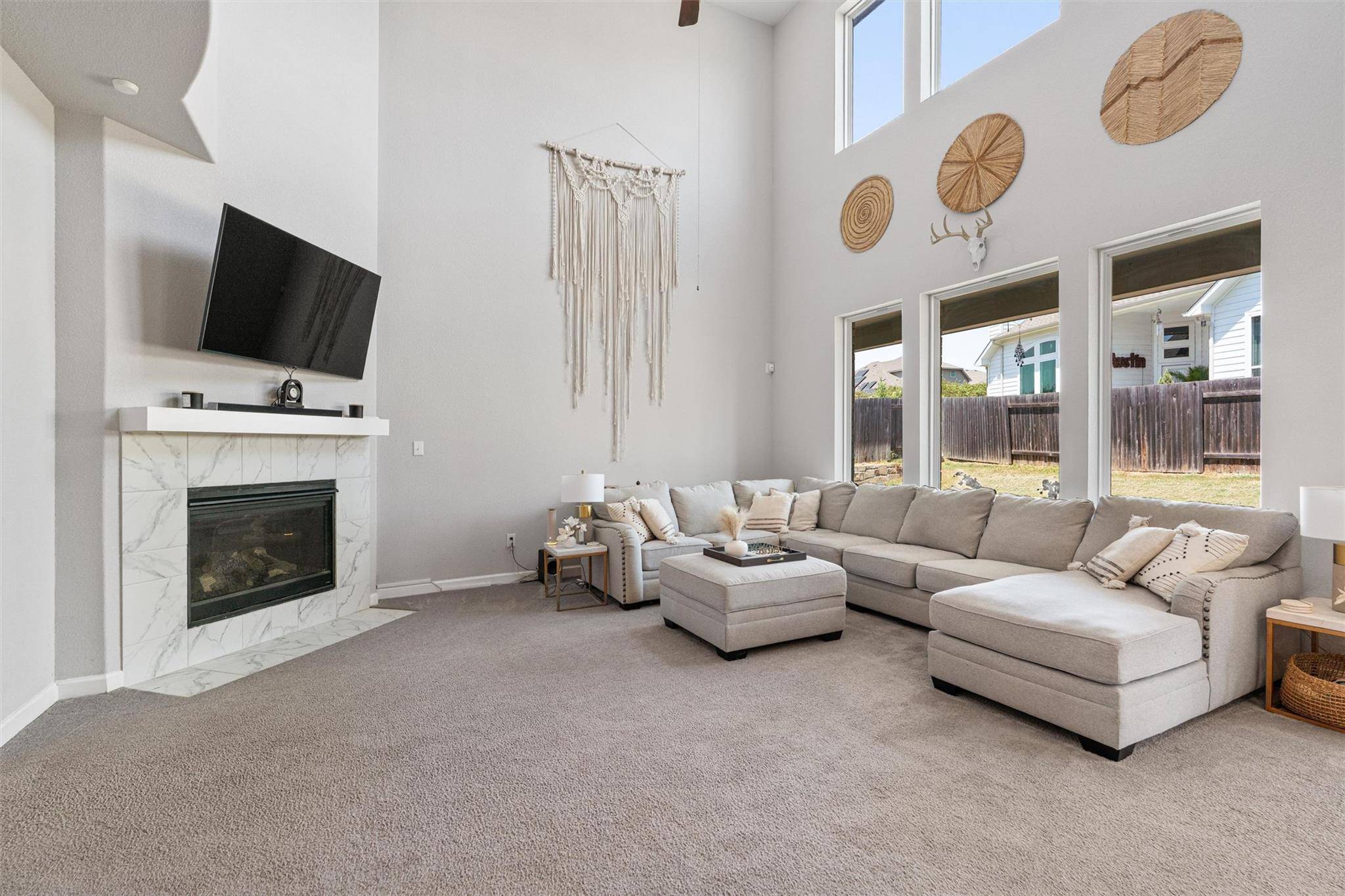 219 Baretta LOOP, Buda, TX 78610