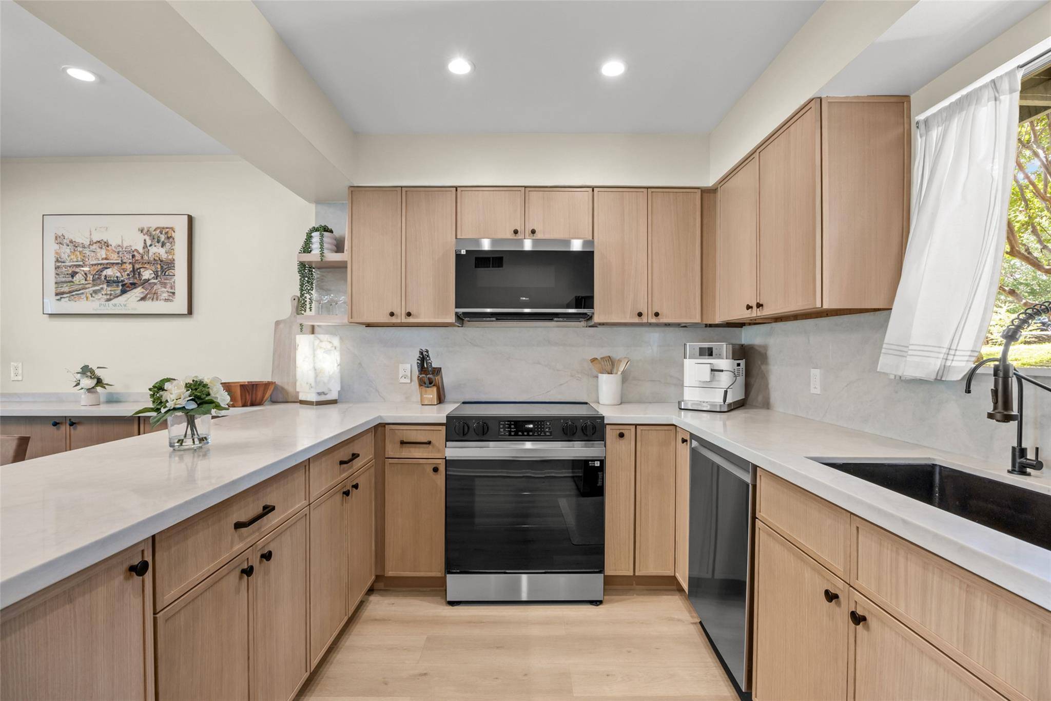 1304 Mariposa DR #132, Austin, TX 78704