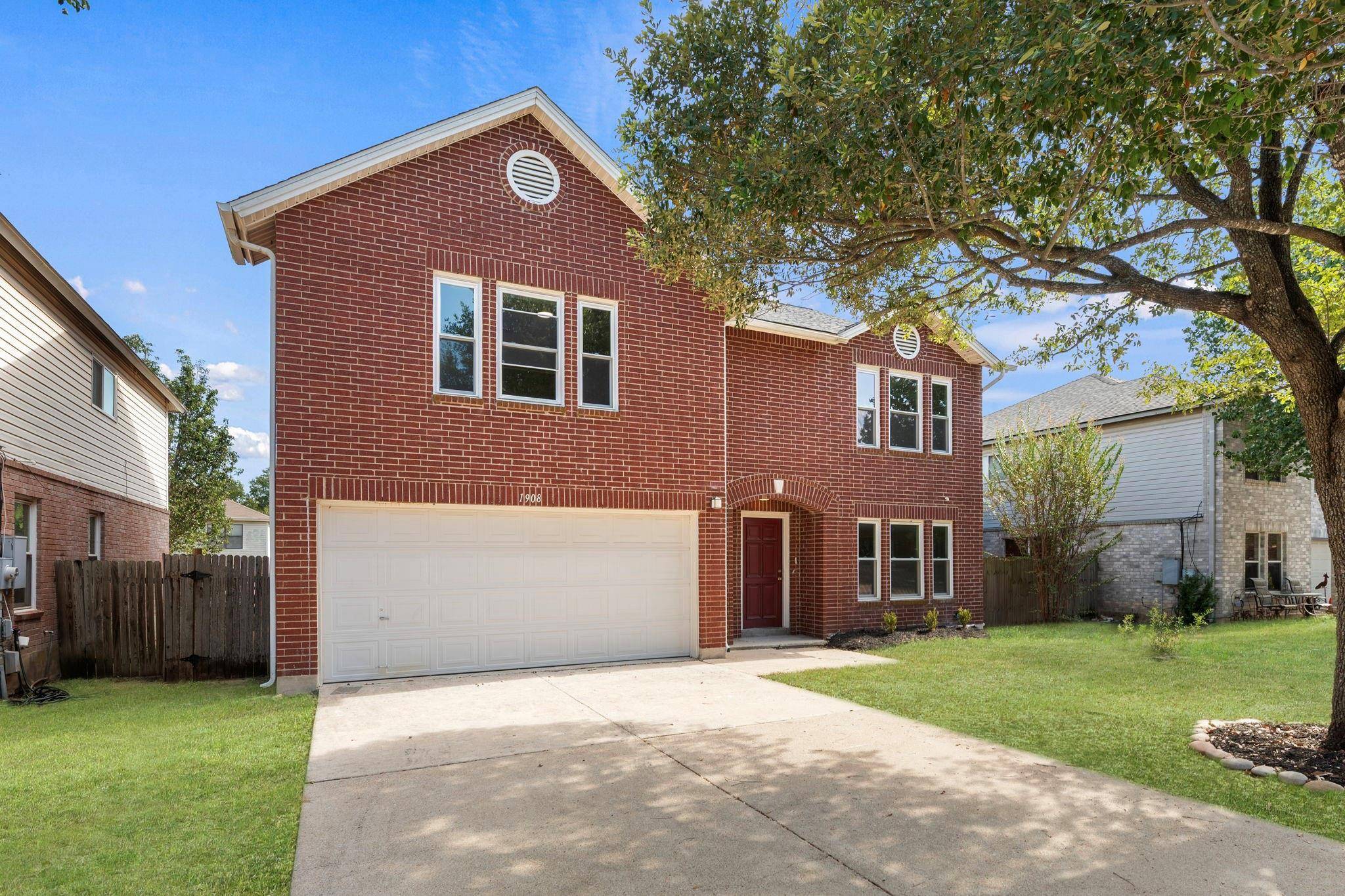 1908 Carriage Club DR, Cedar Park, TX 78613