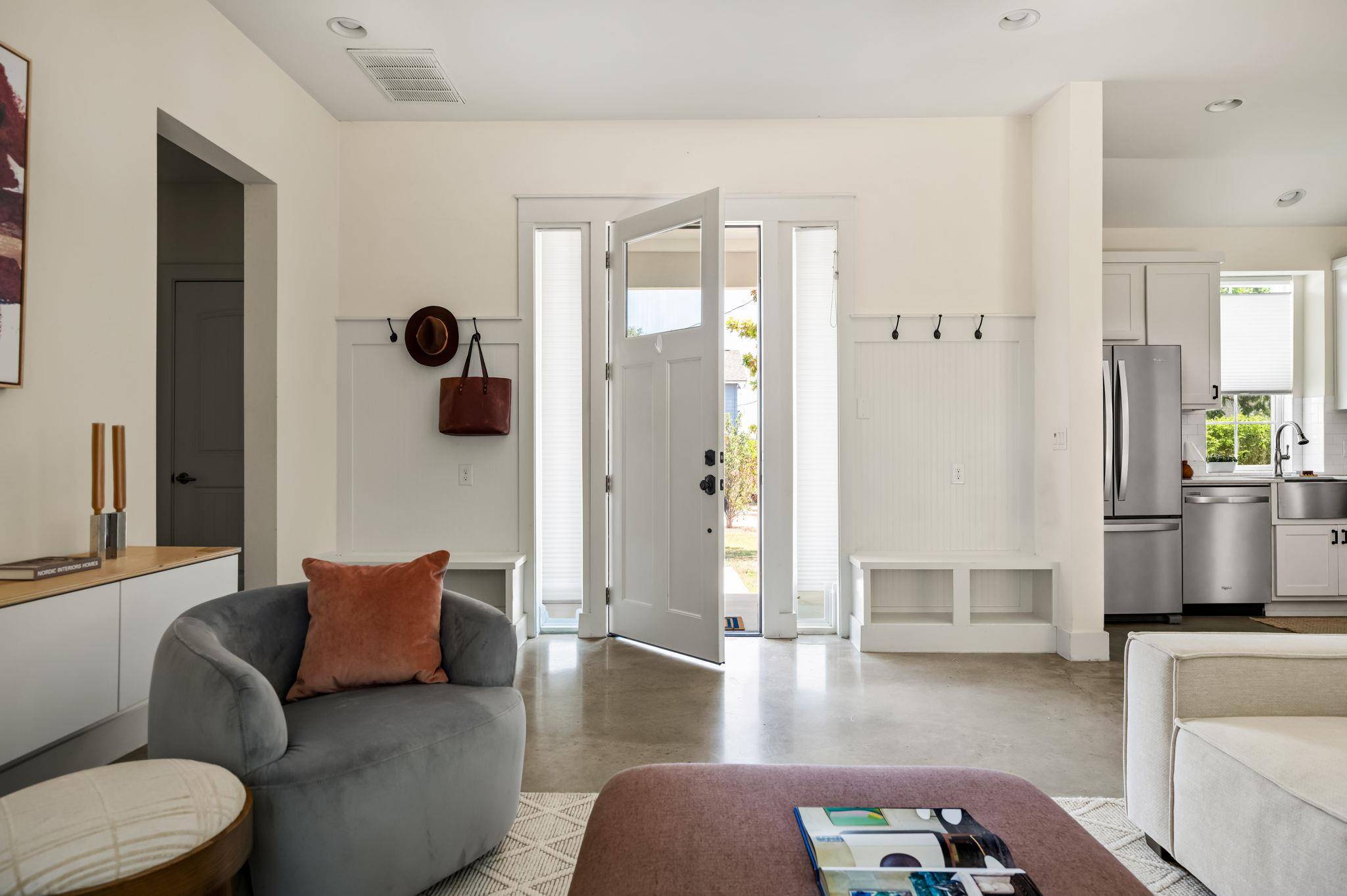 1176 Lott Ave, Austin, TX 78721