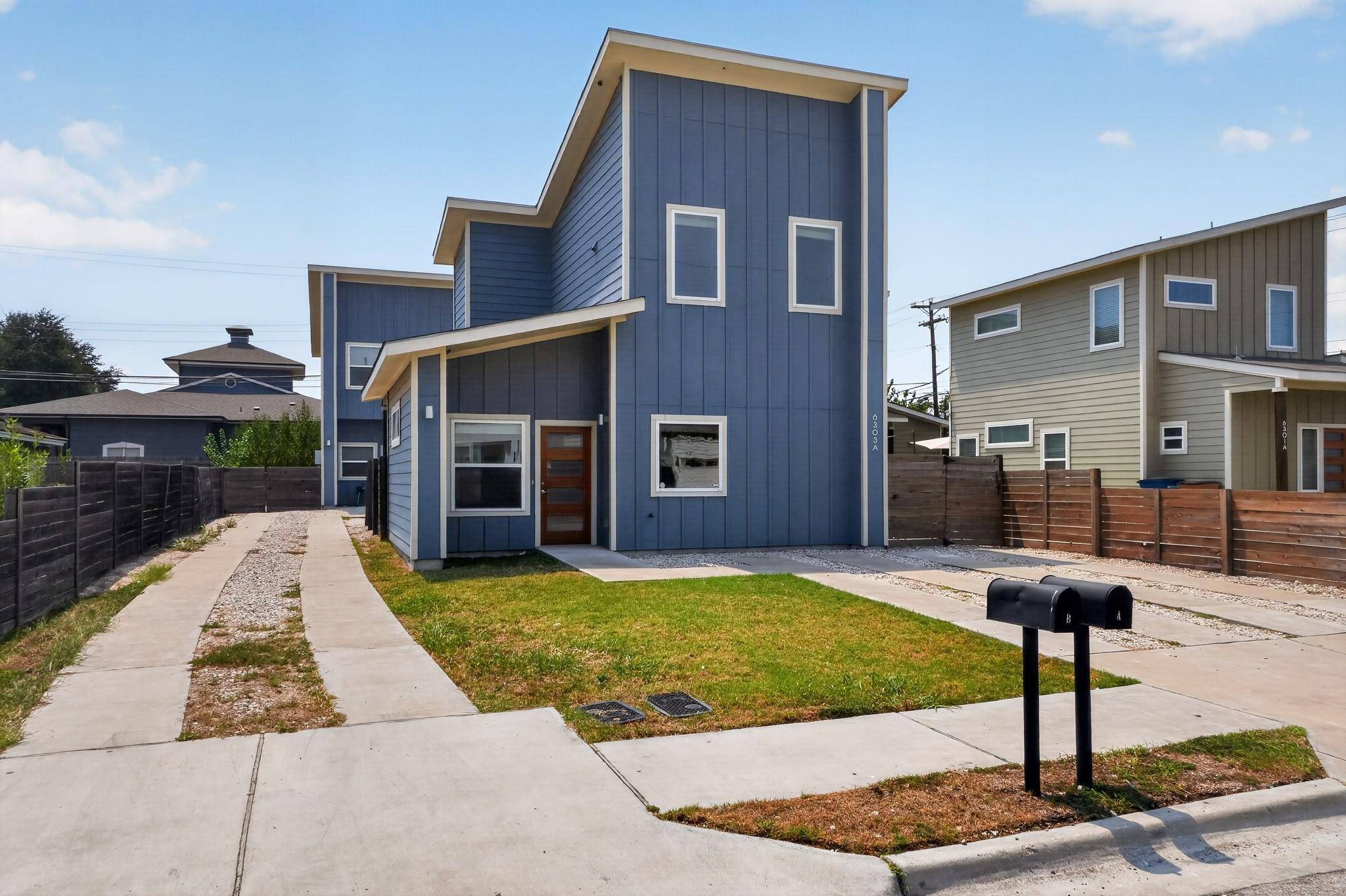 6303 Santos ST #A, Austin, TX 78741