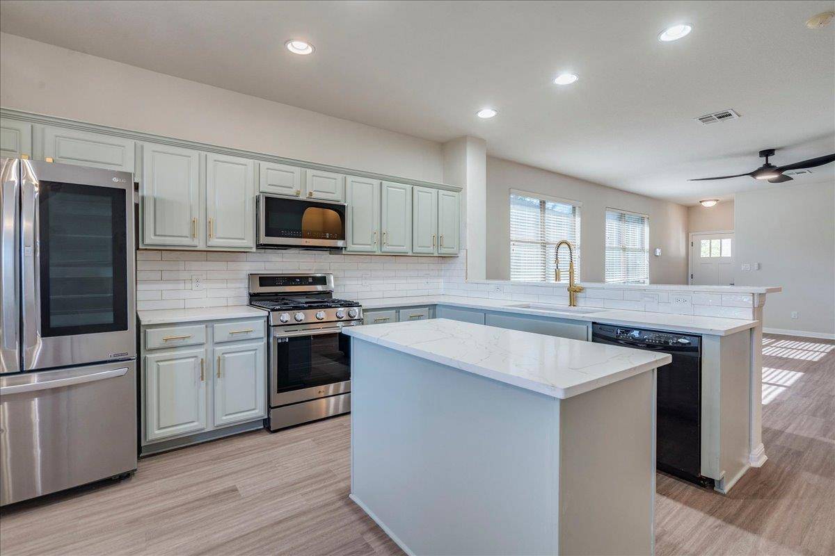 765 Reliance DR, Buda, TX 78610