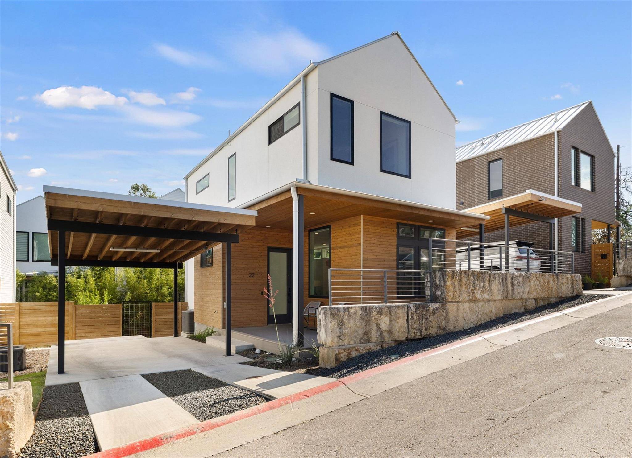 900 S 2nd ST #22, Austin, TX 78704
